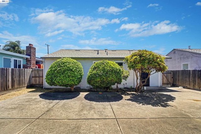 2331 Humphrey Ave, Richmond, CA 94804