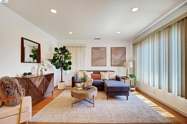 2331 Humphrey Ave, Richmond, CA 94804