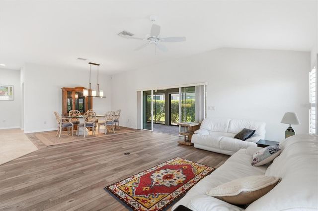 1424 WALNUT WAY, The Villages, FL 32163