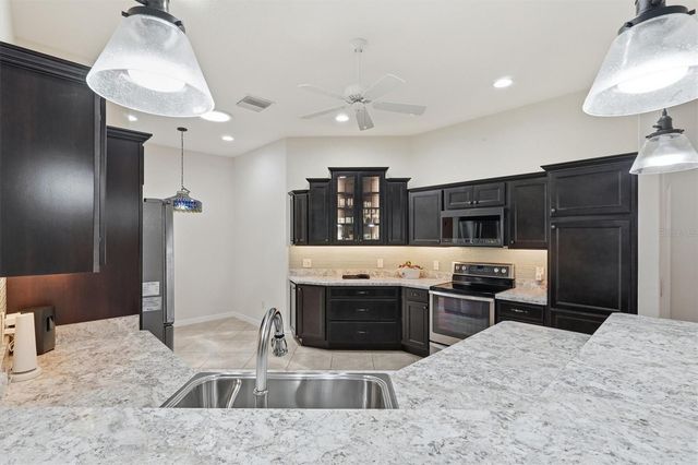 1424 WALNUT WAY, The Villages, FL 32163