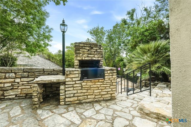 6910 Hart Lane 912, Austin, TX 78731