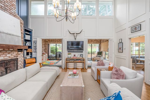 327 Glen Erica Street, Shreveport, LA 71106