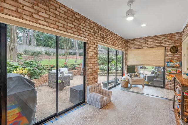 327 Glen Erica Street, Shreveport, LA 71106