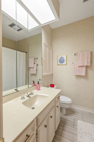 327 Glen Erica Street, Shreveport, LA 71106