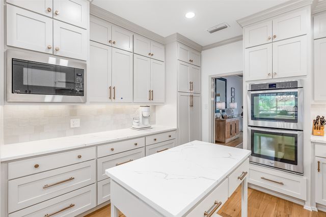 327 Glen Erica Street, Shreveport, LA 71106