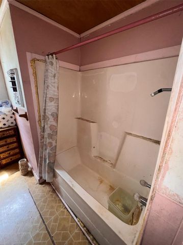 6021 Hertford Street, Houston, TX 77048