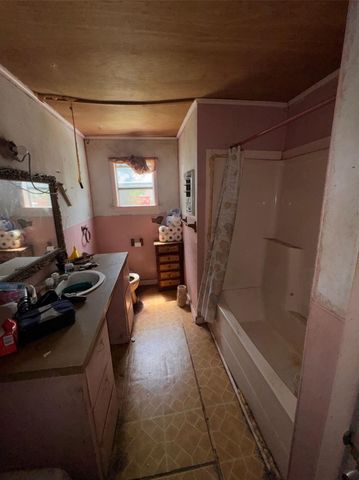 6021 Hertford Street, Houston, TX 77048