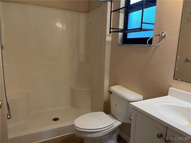 1711 N Croft Avenue, Inverness, FL 34453