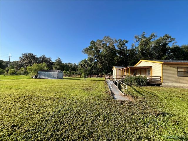 1711 N Croft Avenue, Inverness, FL 34453