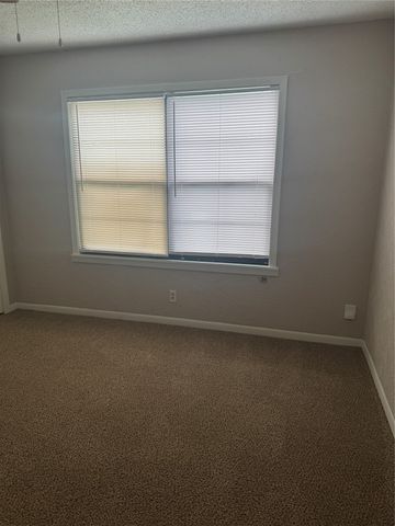 6006 Sayle Street, Greenville, TX 75402