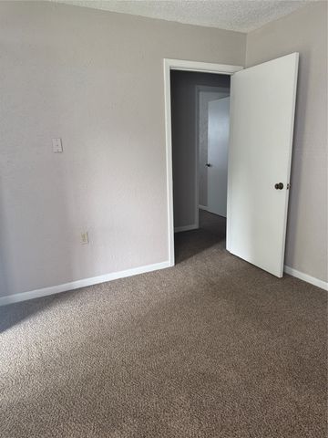 6006 Sayle Street, Greenville, TX 75402