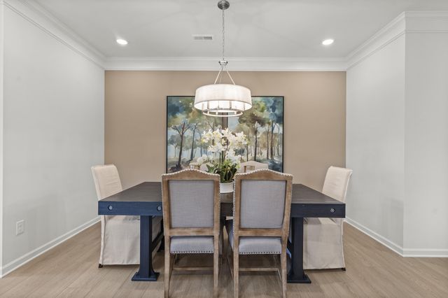 8808 Meadowvale Court, Ooltewah, TN 37363