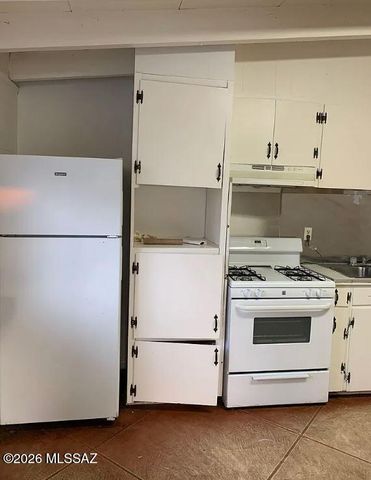 2115 E 18th Street, Tucson, AZ 85719