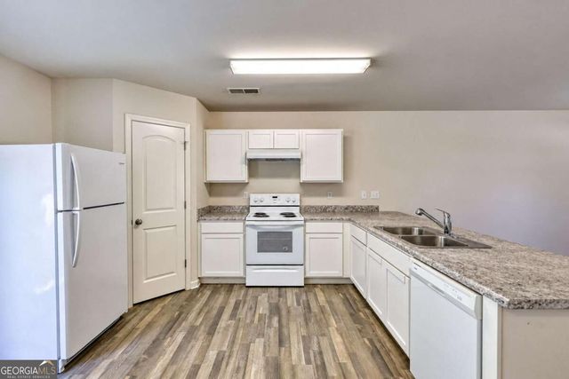 781 Dove Tree Lane, Social Circle, GA 30025