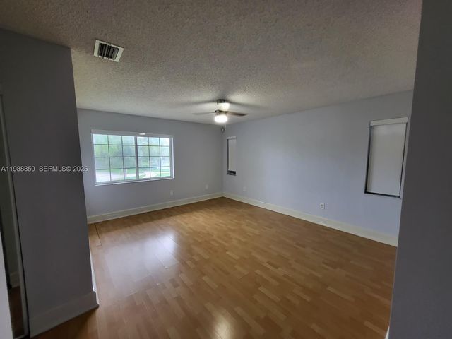 9749 SW 213th Ter 9749, Cutler Bay, FL 33189