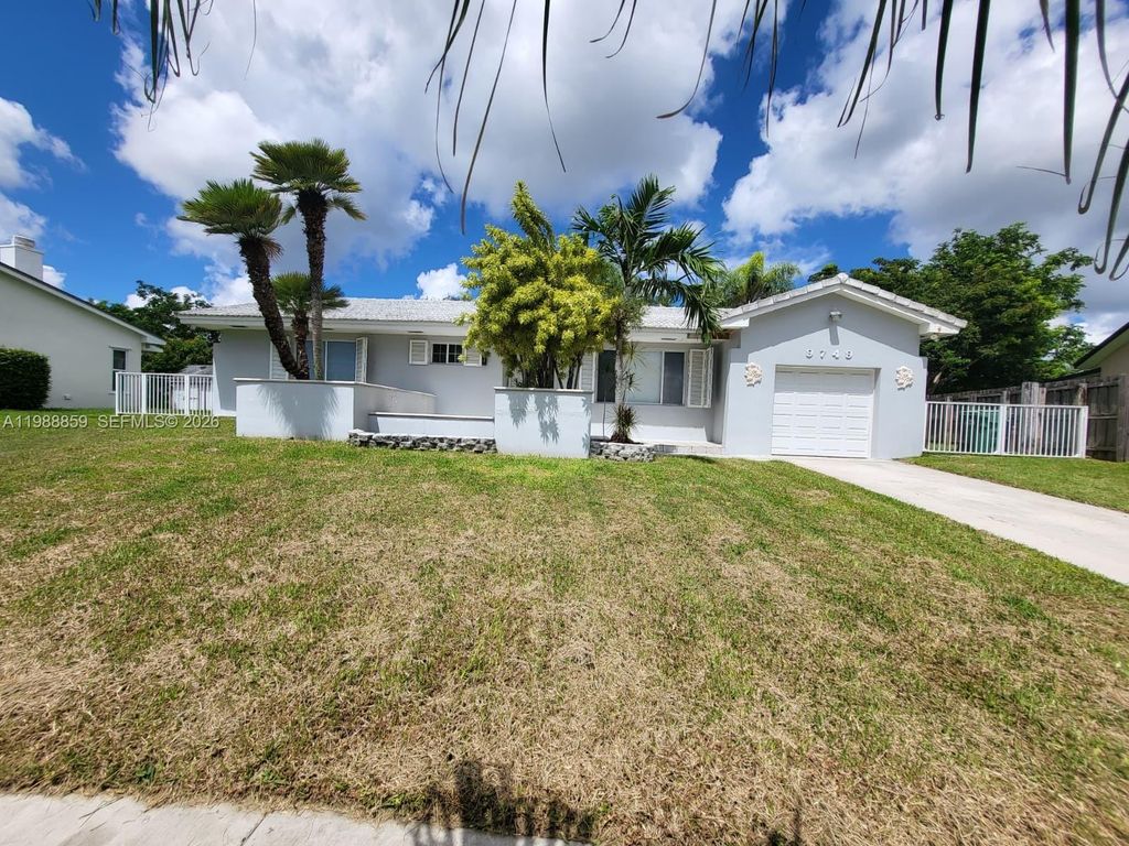 9749 SW 213th Ter 9749, Cutler Bay, FL 33189