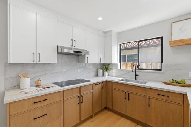 1547 Grackle Way, Sunnyvale, CA 94087