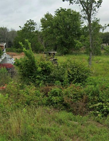 608 Sharon Street, Prairie View, TX 77484