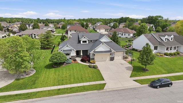 10223 Buttonwood Pass, Leo, IN 46765