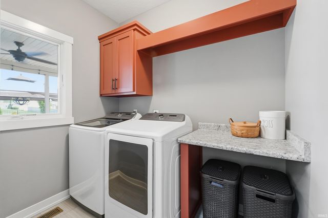 10223 Buttonwood Pass, Leo, IN 46765