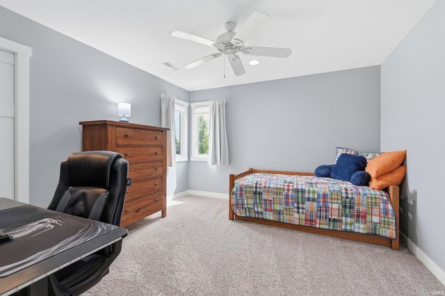 10223 Buttonwood Pass, Leo, IN 46765