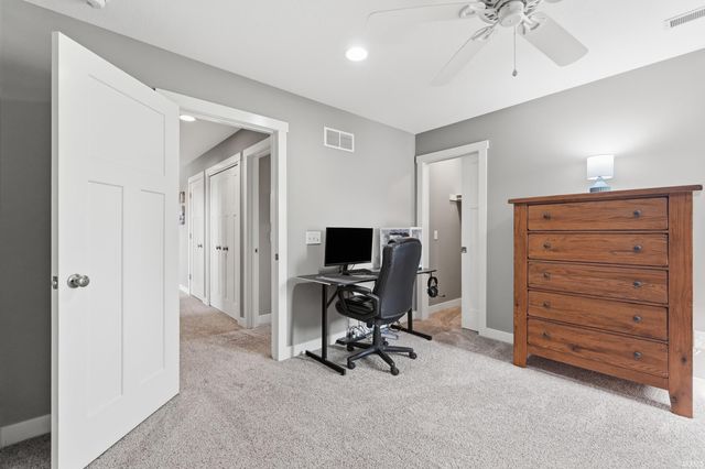 10223 Buttonwood Pass, Leo, IN 46765