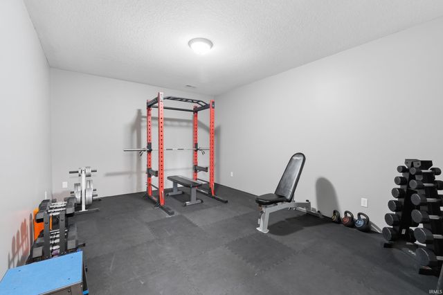 10223 Buttonwood Pass, Leo, IN 46765
