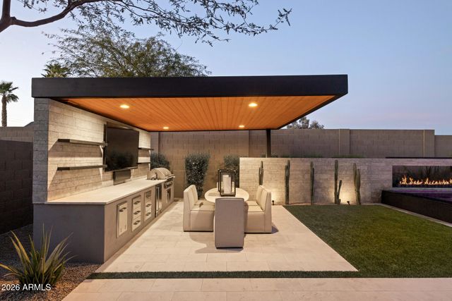 5618 E LOWDEN Road, Cave Creek, AZ 85331