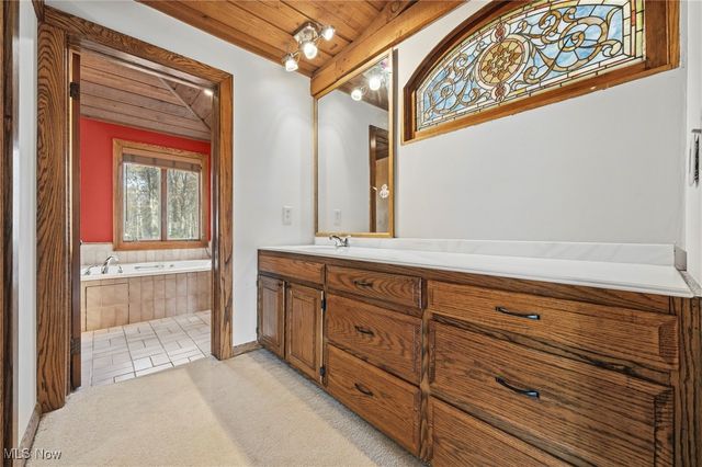 2495 Vermilion Road, Vermilion, OH 44089