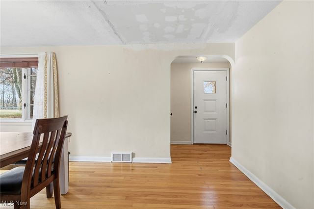 2495 Vermilion Road, Vermilion, OH 44089