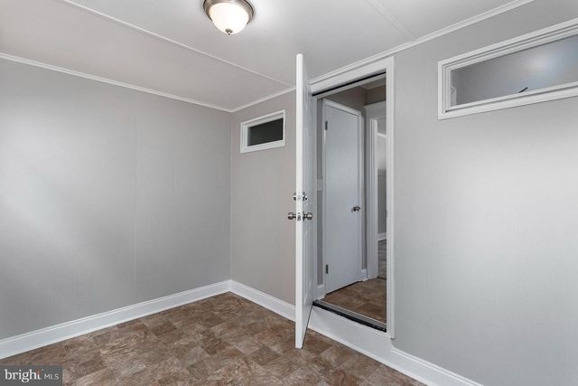 2557 WHITEHORSE MERCERVILLE, Hamilton Township, NJ 08619