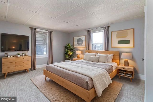 2557 WHITEHORSE MERCERVILLE, Hamilton Township, NJ 08619