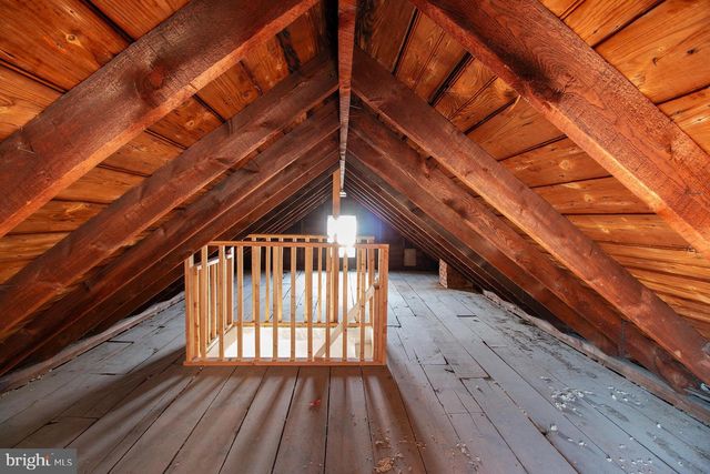 2557 WHITEHORSE MERCERVILLE, Hamilton Township, NJ 08619