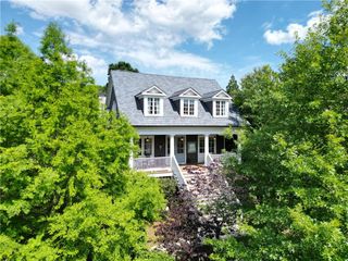 10559 Serenbe Lane, Chattahoochee Hills, GA 30268