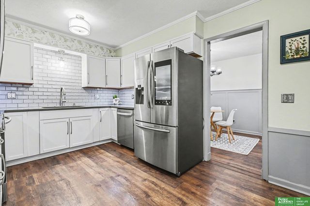 709 Sherman Drive, Bellevue, NE 68005