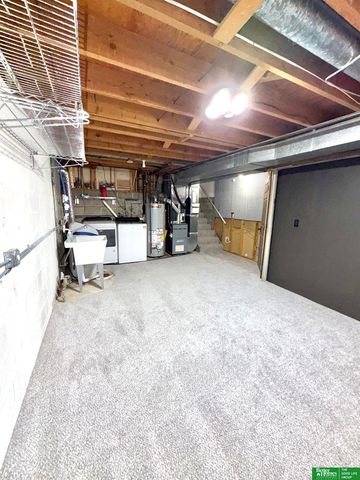 709 Sherman Drive, Bellevue, NE 68005