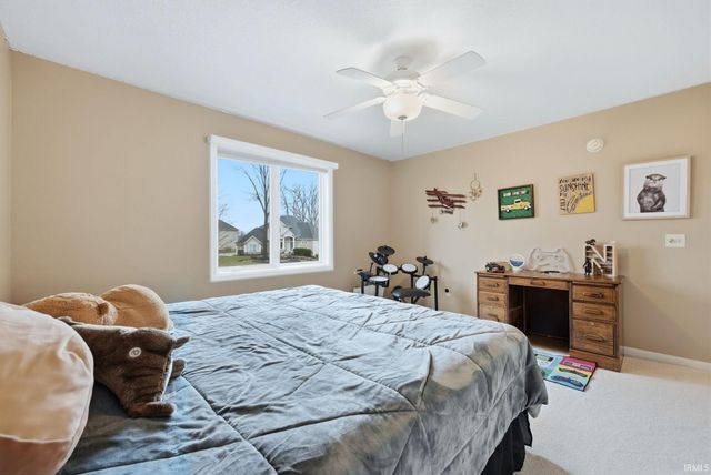 12330 McKays Pt, Fort Wayne, IN 46814