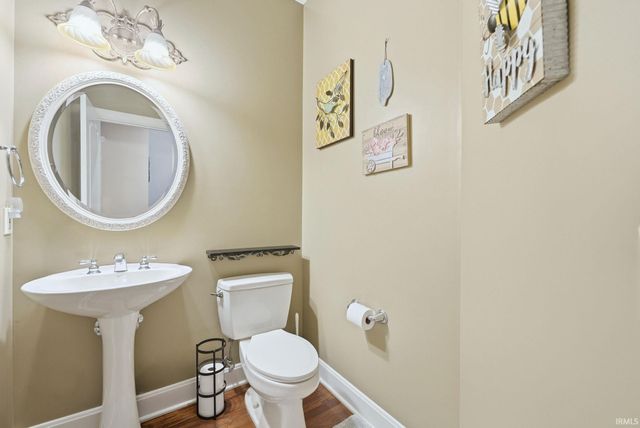 12330 McKays Pt, Fort Wayne, IN 46814