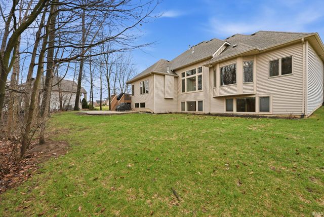 12330 McKays Pt, Fort Wayne, IN 46814