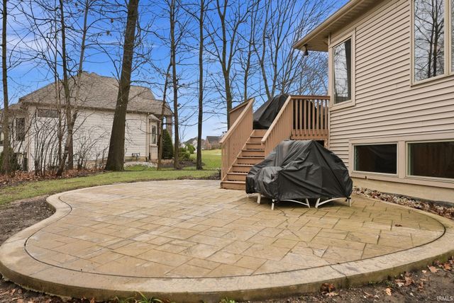 12330 McKays Pt, Fort Wayne, IN 46814