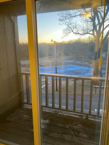 4 Grand Lake Drive 2-3, 5-8., Monkey Island, OK 74331