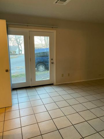 4 Grand Lake Drive 2-3, 5-8., Monkey Island, OK 74331