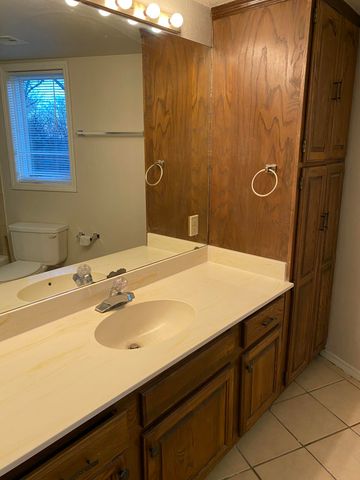 4 Grand Lake Drive 2-3, 5-8., Monkey Island, OK 74331