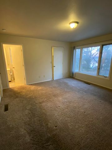 4 Grand Lake Drive 2-3, 5-8., Monkey Island, OK 74331