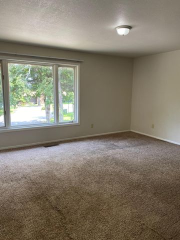 4 Grand Lake Drive 2-3, 5-8., Monkey Island, OK 74331