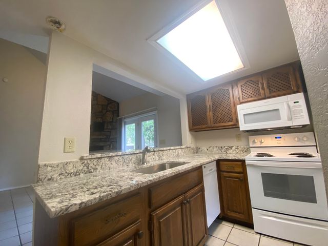 4 Grand Lake Drive 2-3, 5-8., Monkey Island, OK 74331