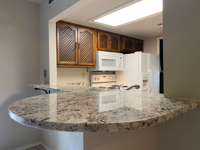 4 Grand Lake Drive 2-3, 5-8., Monkey Island, OK 74331