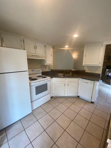 4 Grand Lake Drive 2-3, 5-8., Monkey Island, OK 74331