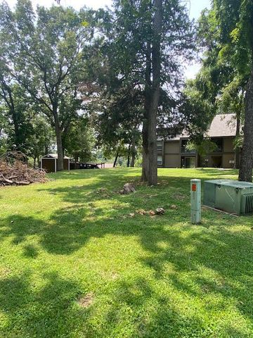 4 Grand Lake Drive 2-3, 5-8., Monkey Island, OK 74331