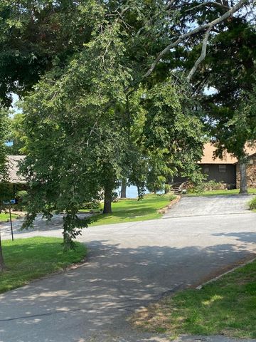 4 Grand Lake Drive 2-3, 5-8., Monkey Island, OK 74331